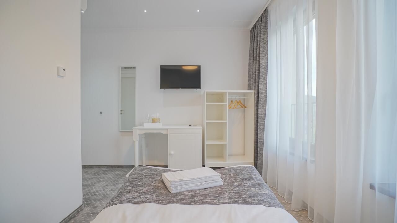 Отели типа «постель и завтрак» Monarch House Брашов
