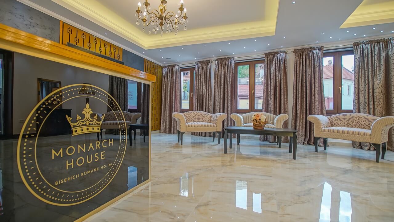 Отели типа «постель и завтрак» Monarch House Брашов-6