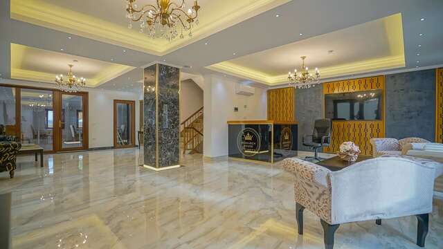 Отели типа «постель и завтрак» Monarch House Брашов-4